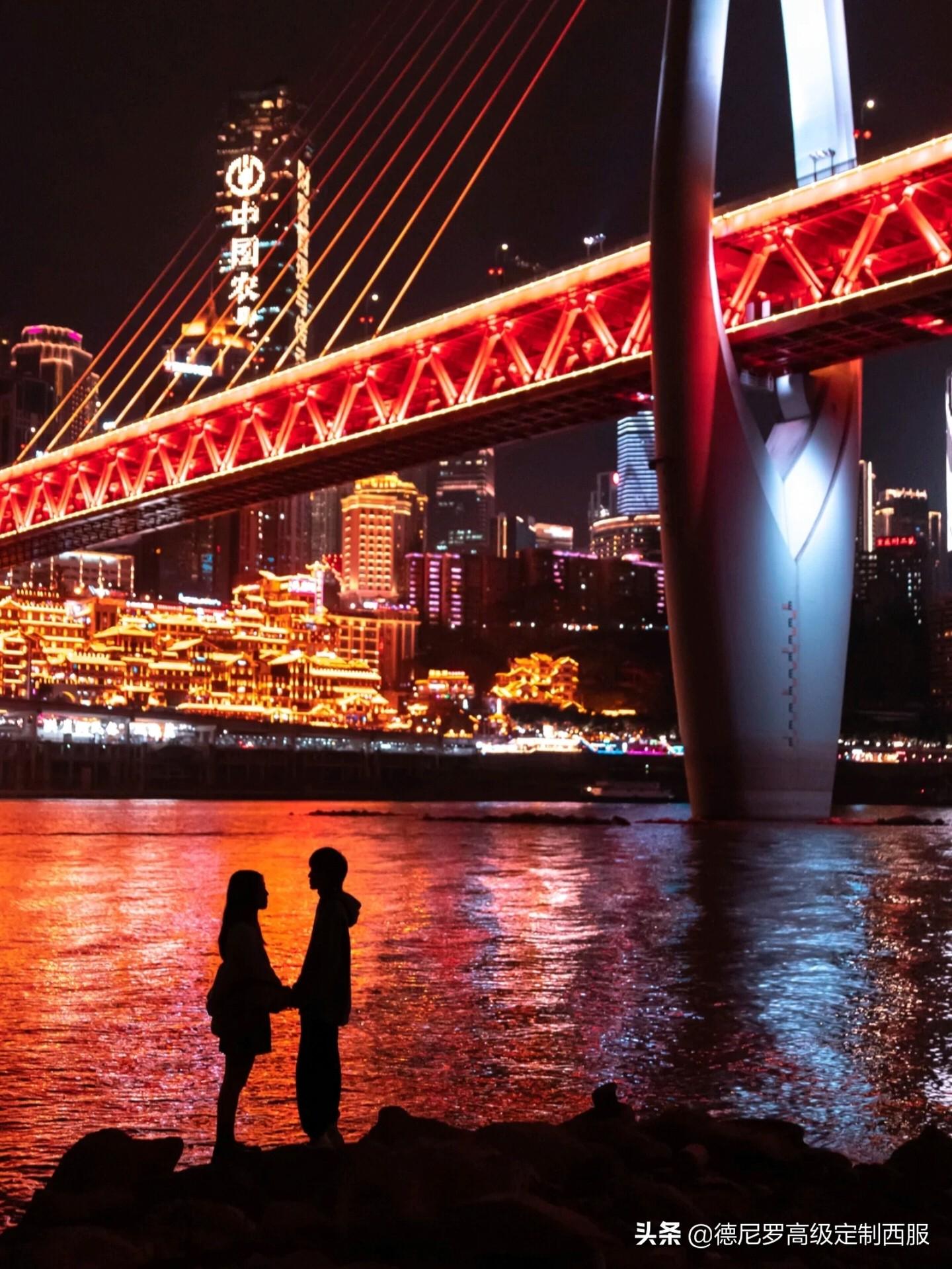 重庆拍一套情侣写真多少钱_重庆写真拍摄_重庆情侣写真拍照网红店地址
