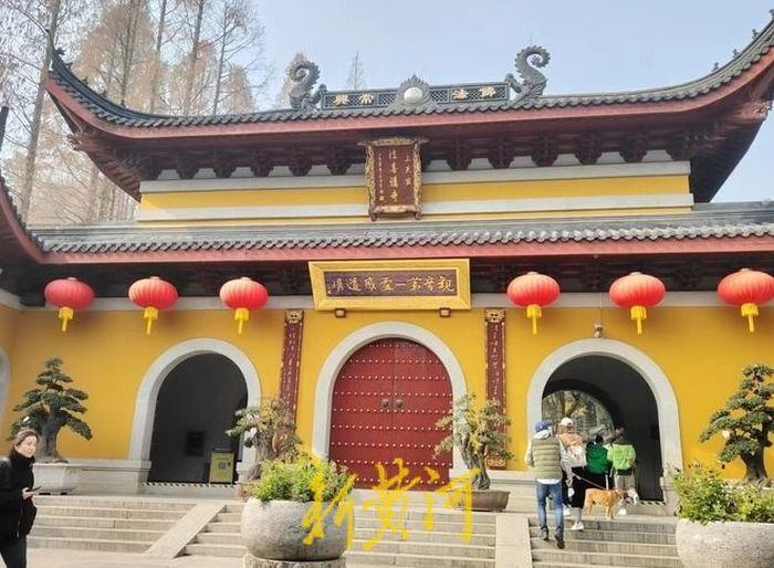 网红寺庙写真_网红写真免费资源福利_网红欣杨圣诞福利百变写真